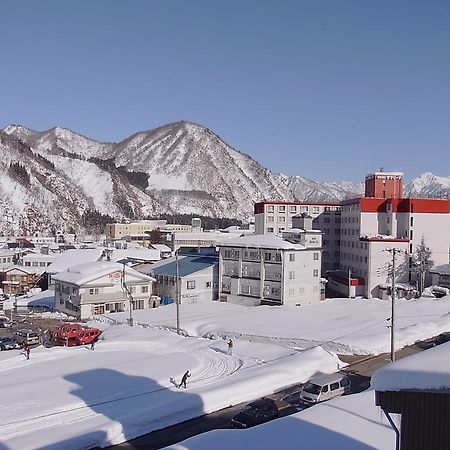 Hotel New Mondo Yuzawa  Exteriör bild