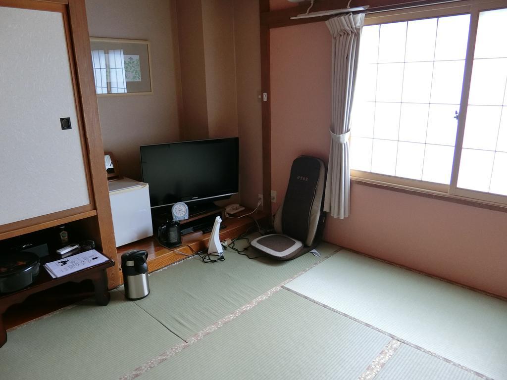 Hotel New Mondo Yuzawa  Exteriör bild